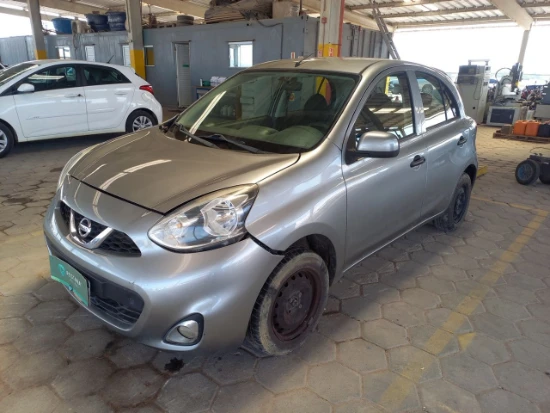 Nissan March 16S 2015 2016 Gas/Alc em Tijucas - Santa Catarina