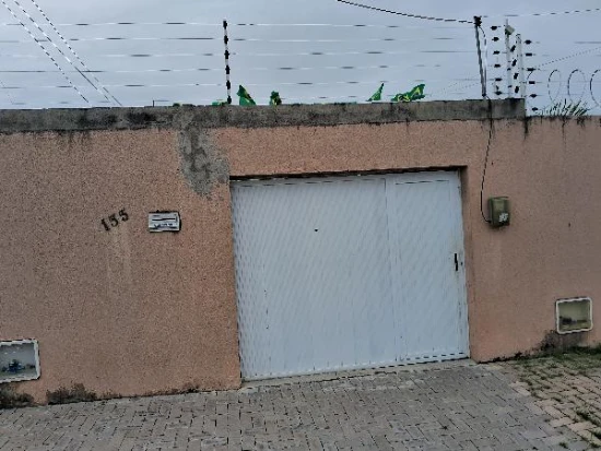 Casa com 2 Quartos em Horizonte/CE em Horizonte - Ceará