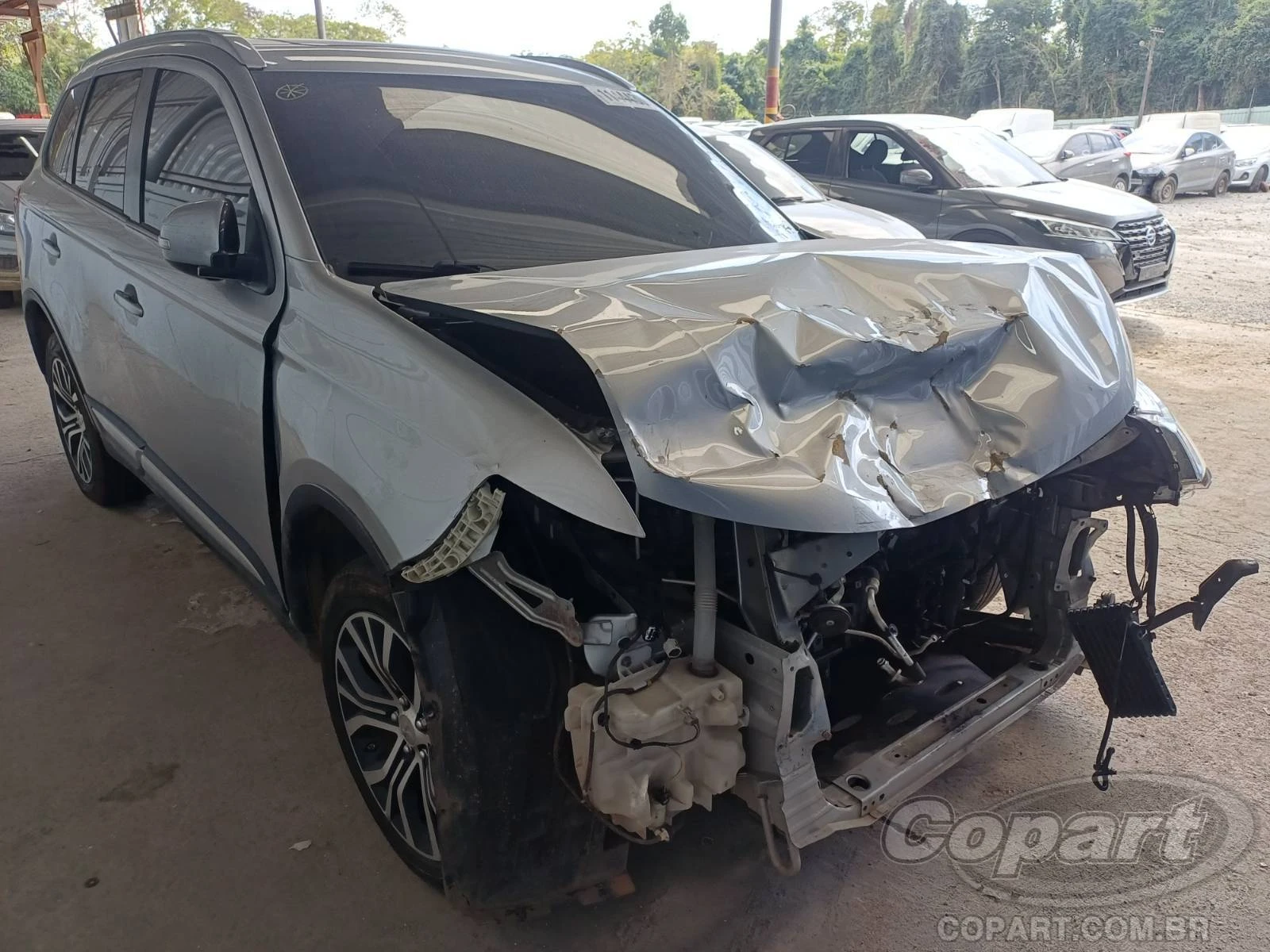 Mitsubishi Outlander Comfort 2018 2.0 16V Automático em Embu Das Artes - São Paulo