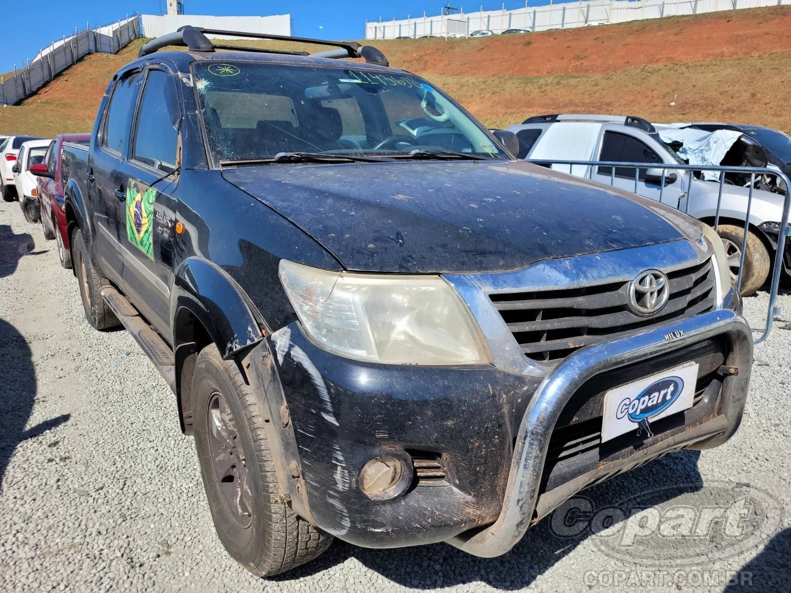 Toyota Hilux SR 2012 2.7 16V VVT-i em Itaquaquecetuba - São Paulo