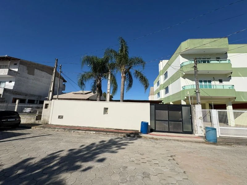Casa com 3 Suítes em Camboriú/SC em Camboriú - Santa Catarina