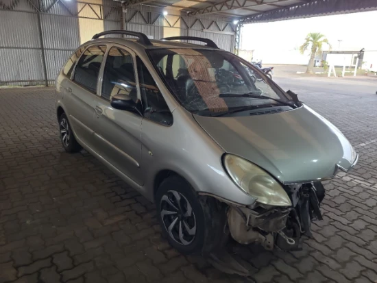Citroën Picasso II16GLXF 2007 4x? Manual em Nova Santa Rita - Rio Grande do Sul