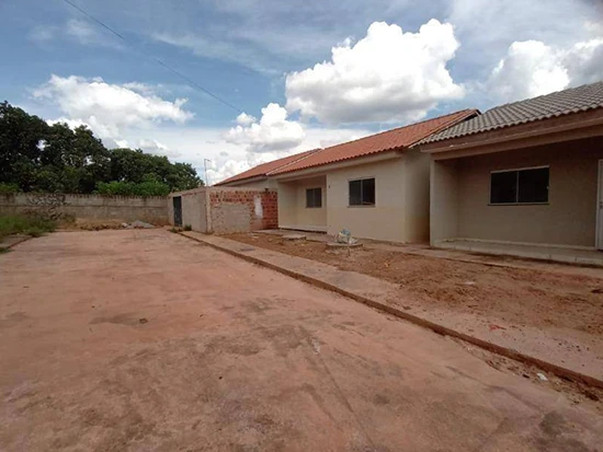 Casa com 150,3 m² de área privativa em Águas Lindas de Goiás/GO em Águas Lindas De Goiás - Goiás