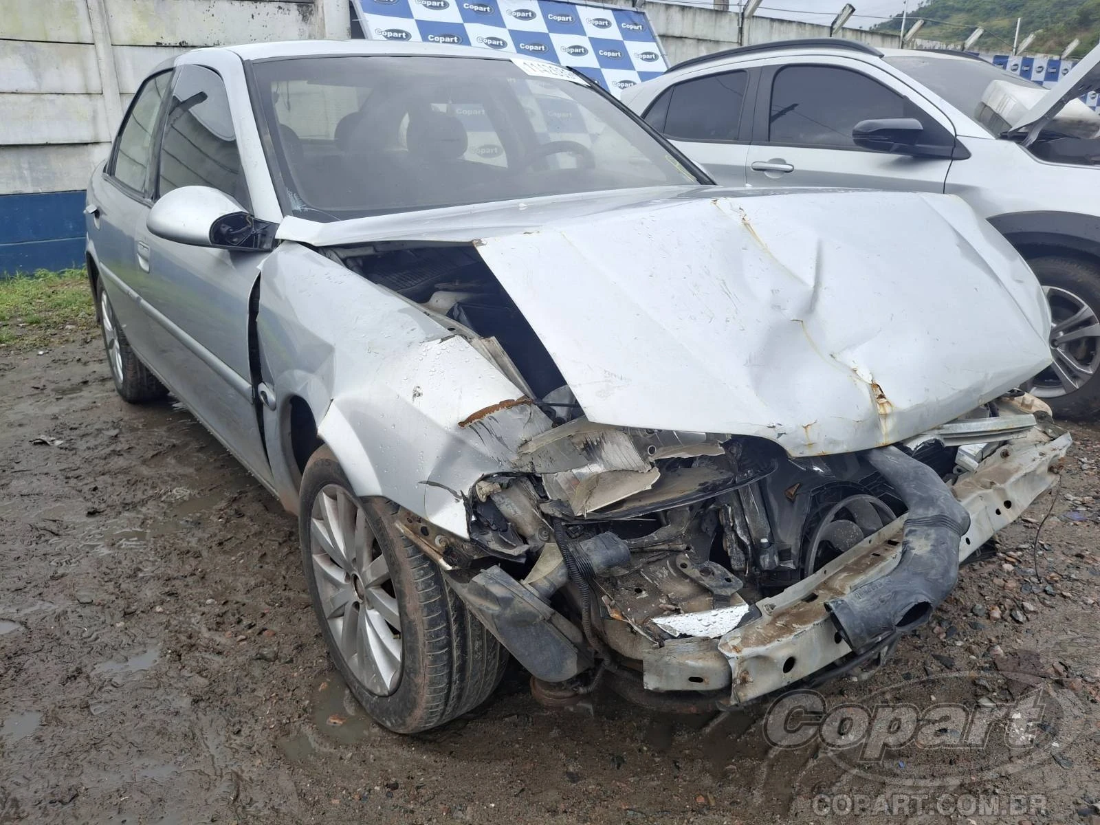 Chevrolet Vectra GLS 2000 2.2 MPFI em Vitória De Santo Antão - Pernambuco