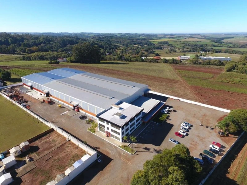 Prédio Comercial no Santo Antão em Passo Fundo/RS em Passo Fundo - Rio Grande do Sul
