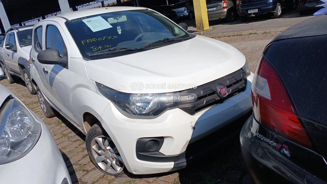 Fiat Mobi Easy 2018 1.0 Flex Manual em Guarulhos - São Paulo