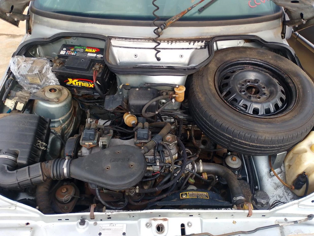 Fiat Uno Electronic 1994 Cinza em Casa Branca - São Paulo