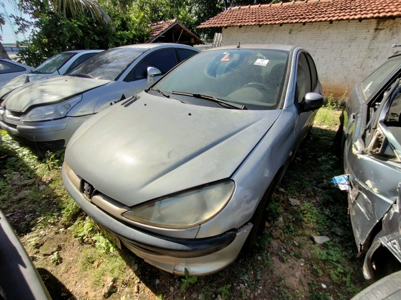 Peugeot 206 Sucata Motor Inservível em Marília - São Paulo