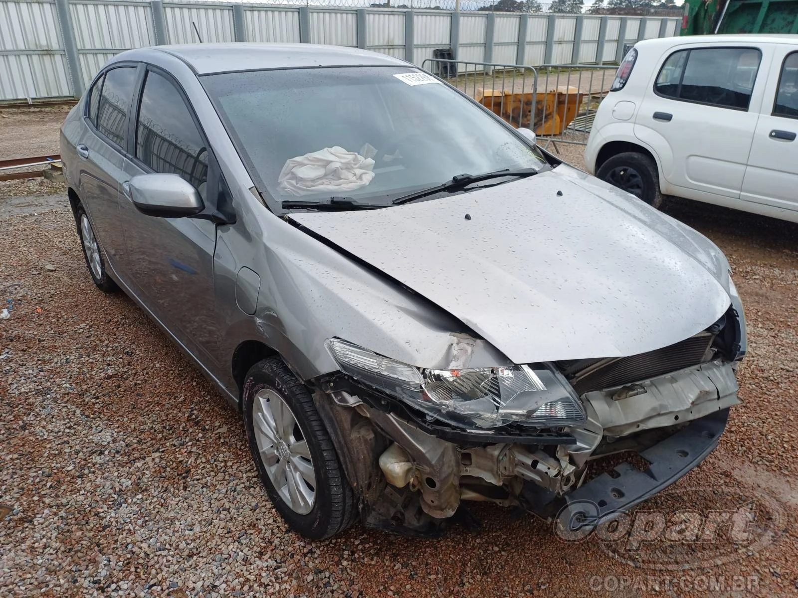 Honda City LX 2013 1.5 16V em São José Dos Pinhais - Paraná
