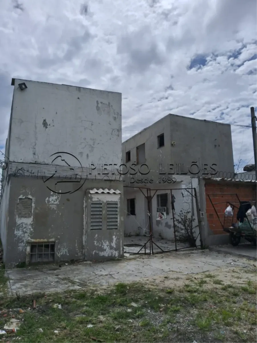 Prédio com 16 Unidades em Pelotas/RS em Pelotas - Rio Grande do Sul