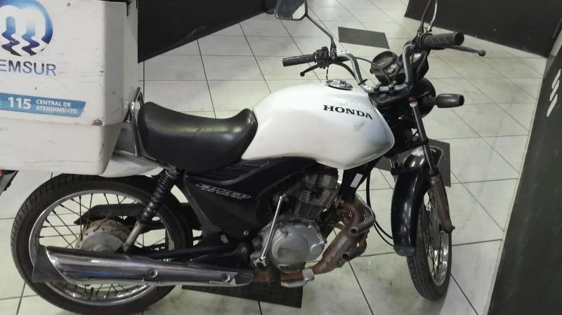 Honda Cargo Cargo 125cc 2010 em Muriaé - Minas Gerais