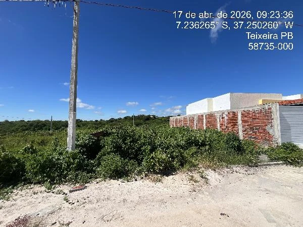 Terreno no Lot Portal da Serra em Teixeira/PB em Teixeira - Paraíba