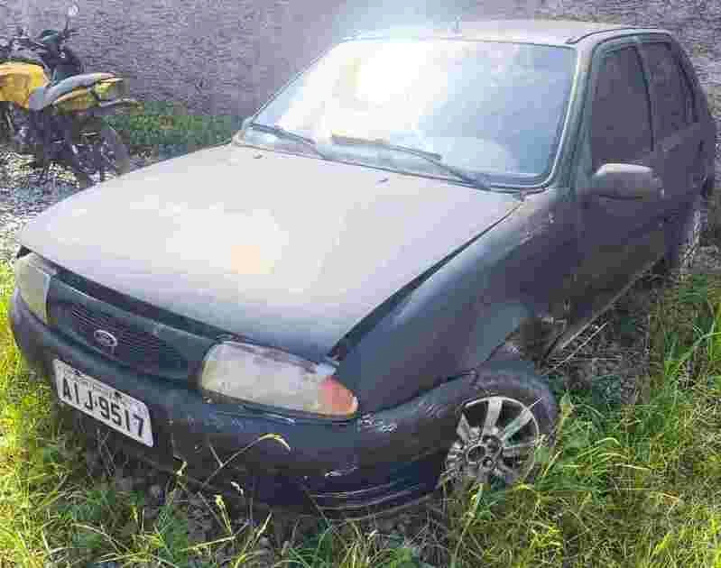 Ford Fiesta 1999 Sucata Automóvel em São Francisco Do Sul - Santa Catarina