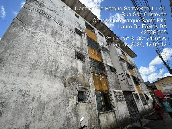 Apartamento com 2 Quartos em Lauro de Freitas/BA em Lauro De Freitas - Bahia