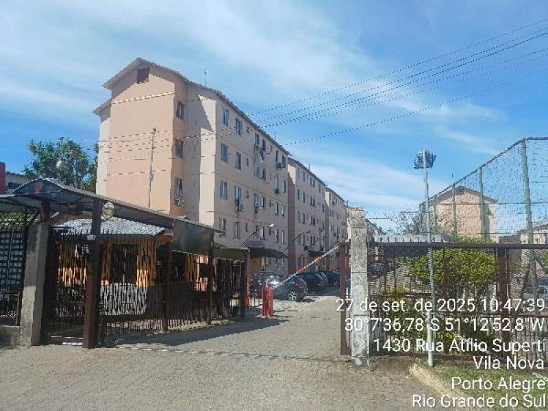 Apartamento com 2 Quartos e 1 Vaga em Porto Alegre/RS em Porto Alegre - Rio Grande do Sul