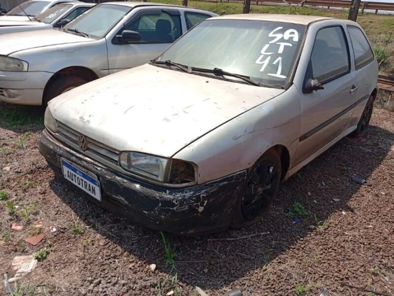 Volkswagen Gol 1997 em Dourados - Mato Grosso do Sul