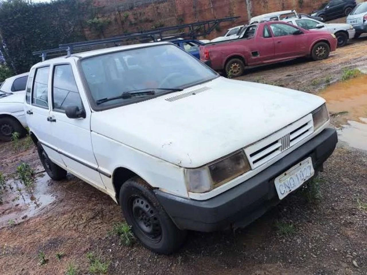 Fiat Uno Mille SX Mille SX 1997 em Maringá - Paraná