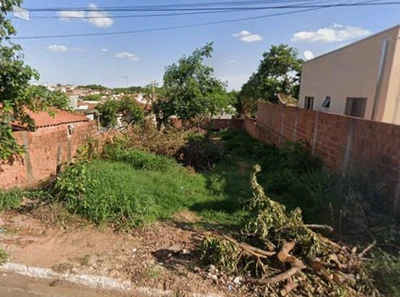 Terreno no Lote 5 da Quadra G em Santo Anastácio/SP em Santo Anastácio - São Paulo