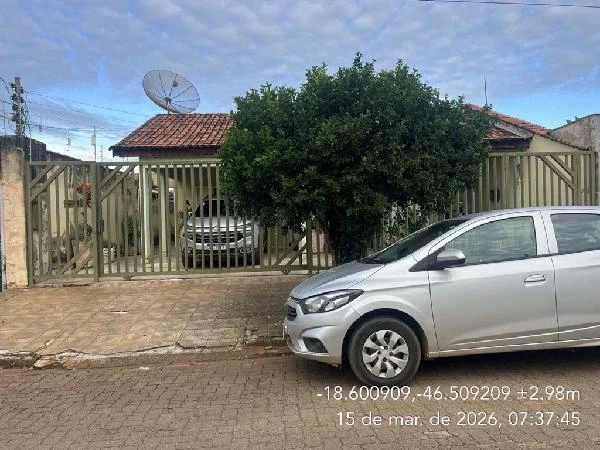 Casa em Patos de Minas/MG em Patos De Minas - Minas Gerais