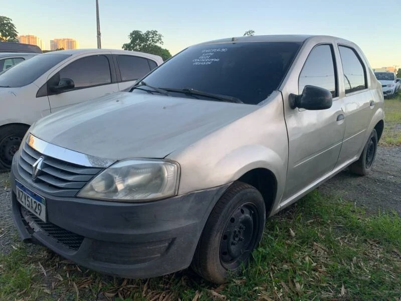 Renault Logan Aut 1016V em Salvador - Bahia