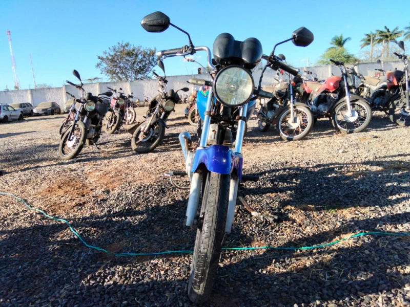 Honda CG 125 Titan KS CG 125 Titan KS 2000/2000 Gasolina em Irecê - Bahia