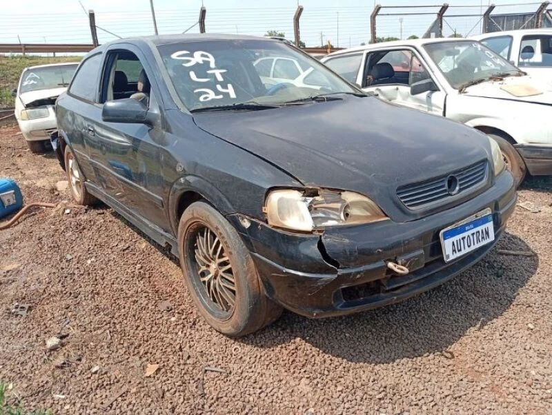 Chevrolet Astra Sport 2001 Sucata em Dourados - Mato Grosso do Sul