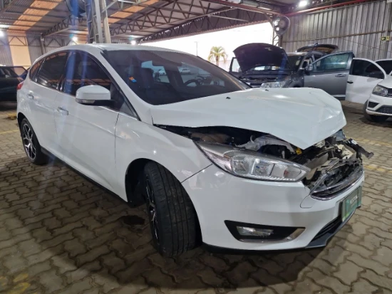 Ford Focus TI AT 2.0HC 2015 em Nova Santa Rita - Rio Grande do Sul