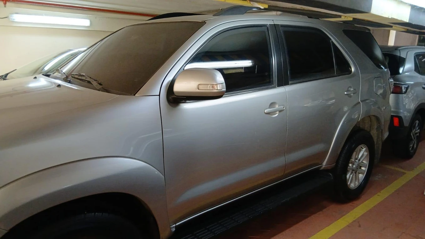 Toyota Hilux SW4 SR 2015 Automático 4x2 Blindado em Rio De Janeiro - Rio de Janeiro