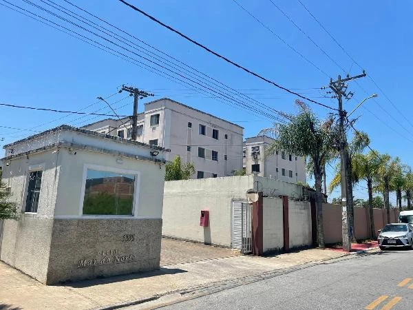 Apartamento com 2 Quartos e 1 Vaga em Macaé/RJ em Macaé - Rio de Janeiro