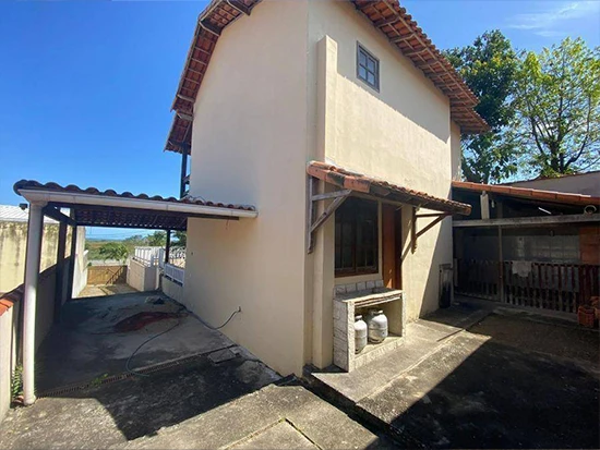 Casa com 360 m em Maricá/RJ em Maricá - Rio de Janeiro