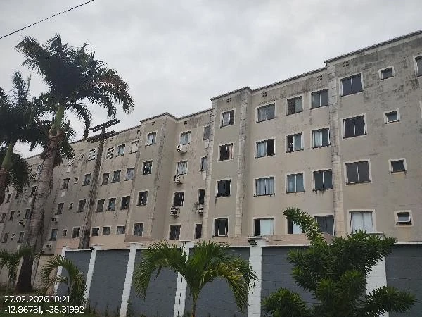 Apartamento com 2 Quartos em Lauro de Freitas/BA em Lauro De Freitas - Bahia