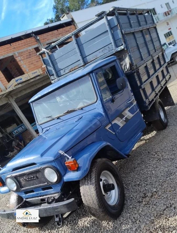 Toyota Bandeirante Bandeirante 1979 4x4 Manual em Bituruna - Paraná