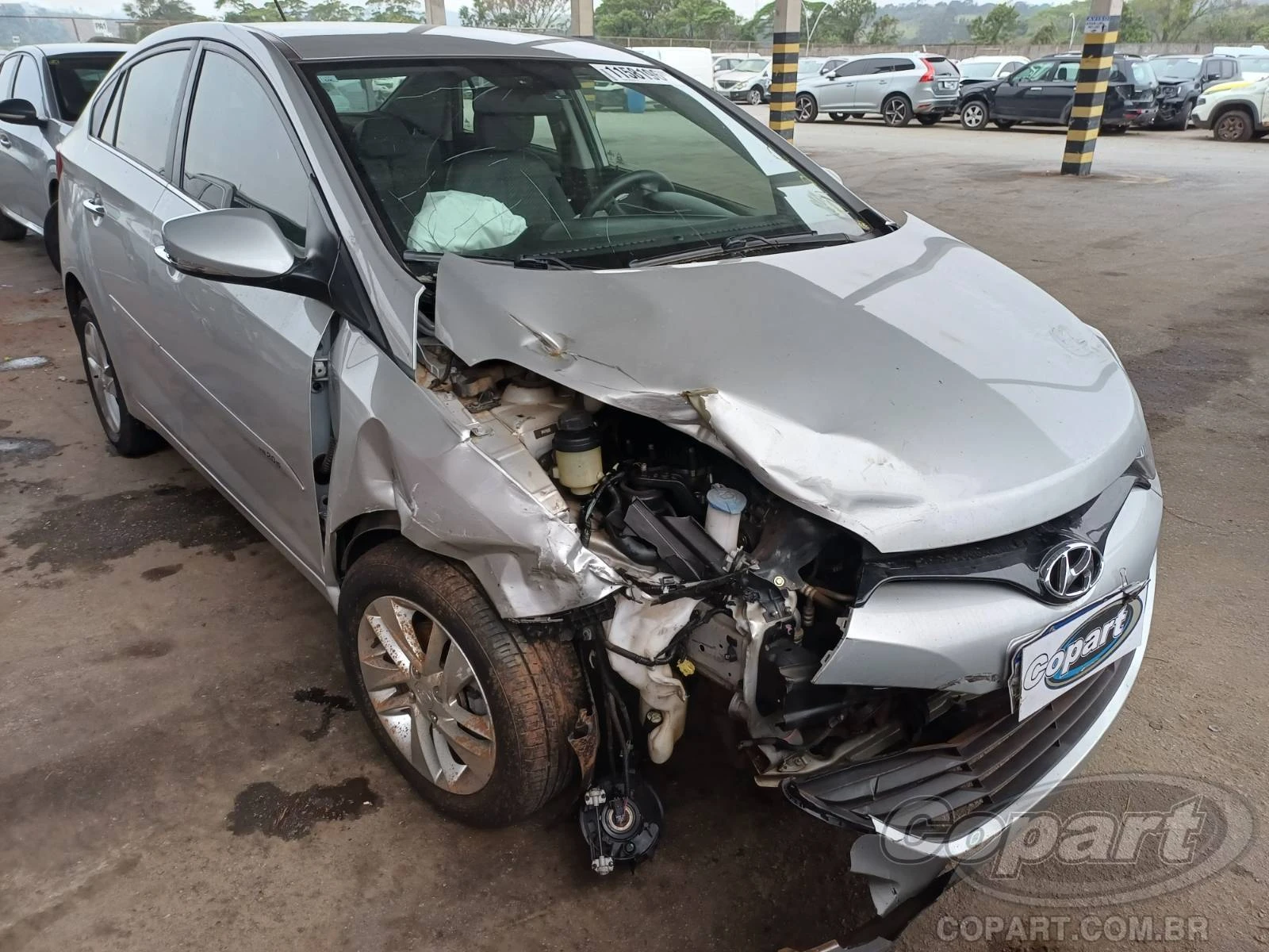 Hyundai HB20S Premium 2015 1.6 16V CVVT Frontal em Pirapora Do Bom Jesus - São Paulo
