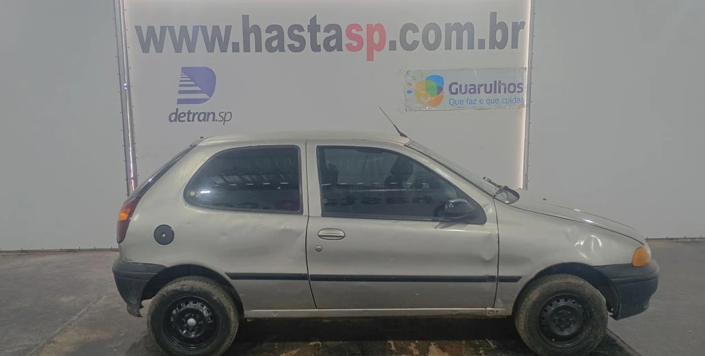 Fiat Palio ED 1997 Cinza Sucata em Casa Branca - São Paulo