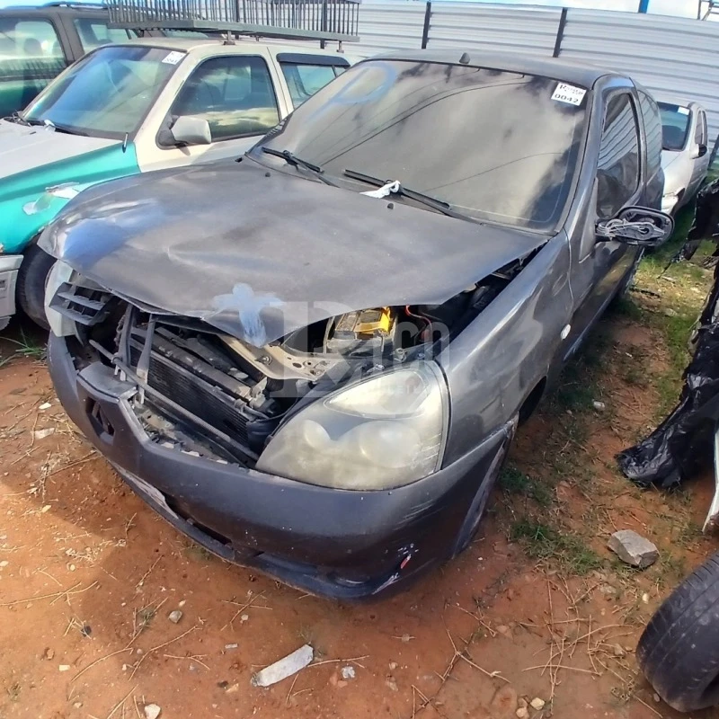 Renault Clio CAM 10H3P em Jacareí - São Paulo