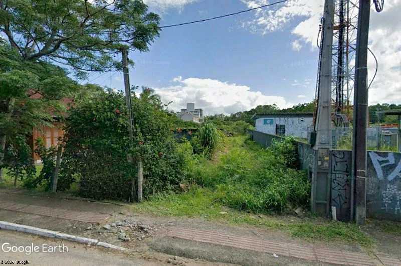Terreno no Campeche em Florianópolis/SC em Florianópolis - Santa Catarina