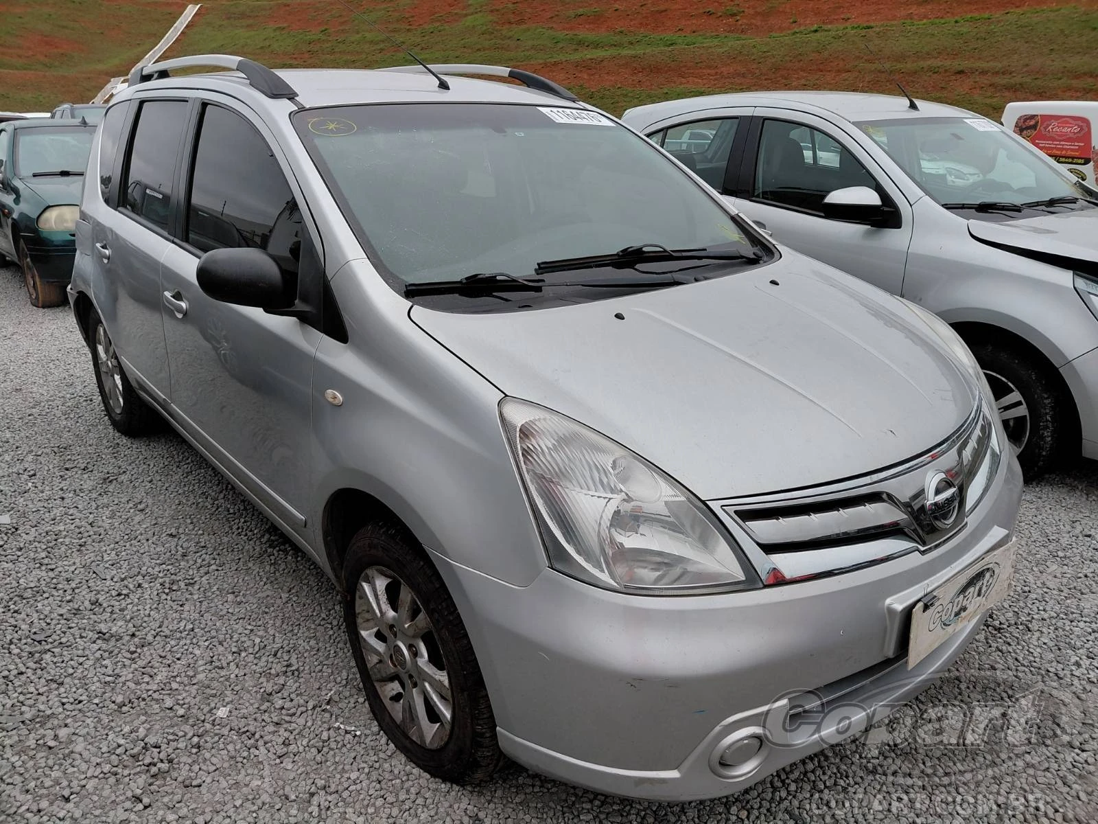 Nissan Livina S 2013 1.6 16V em Itaquaquecetuba - São Paulo