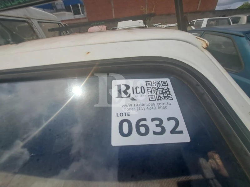 Ford Escort GL Sucata Desmonte em Itapetininga - São Paulo