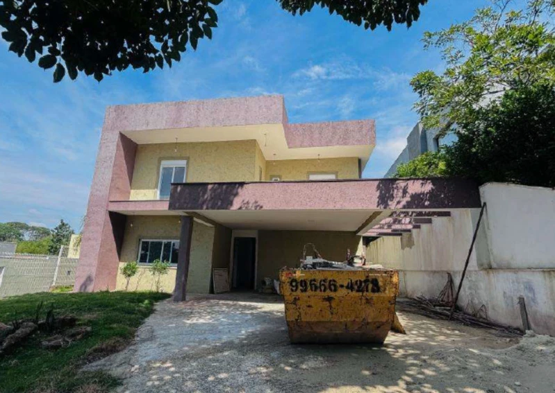 Fração 95,65% de direitos sobre casa em Cotia/SP em Cotia - São Paulo