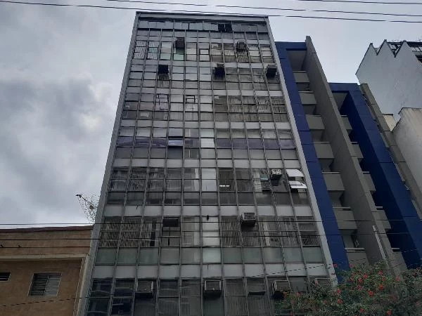 Sala de 100m² com 3 Wc no Ed Itai em Sao Paulo - São Paulo