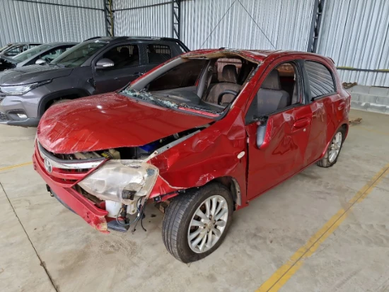 Toyota Etios HB XLS 2012 2013 em Suzano - São Paulo