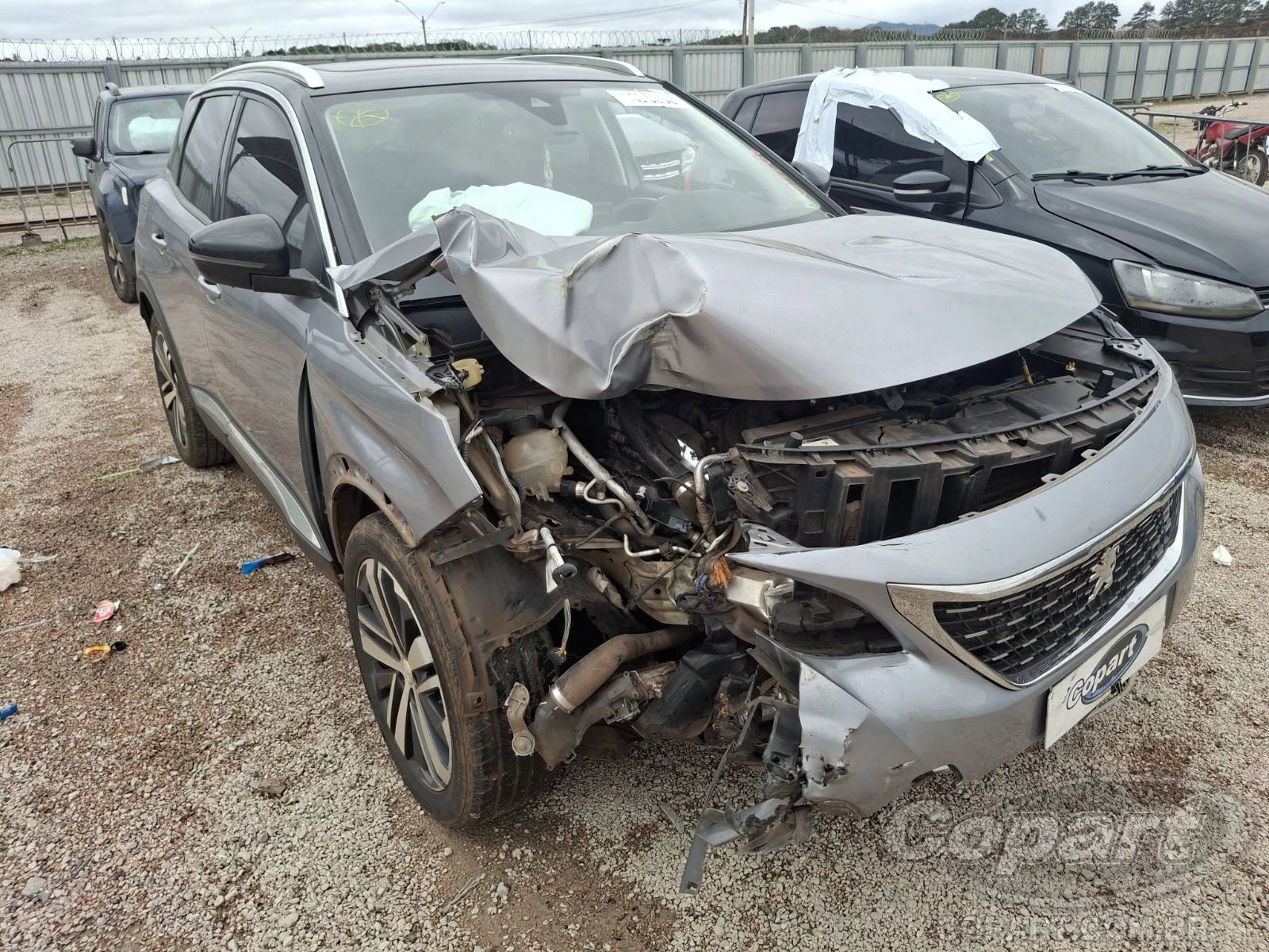 Peugeot 3008 Griffe 2020 1.6 Turbo Automático com Frontal em São José Dos Pinhais - Paraná