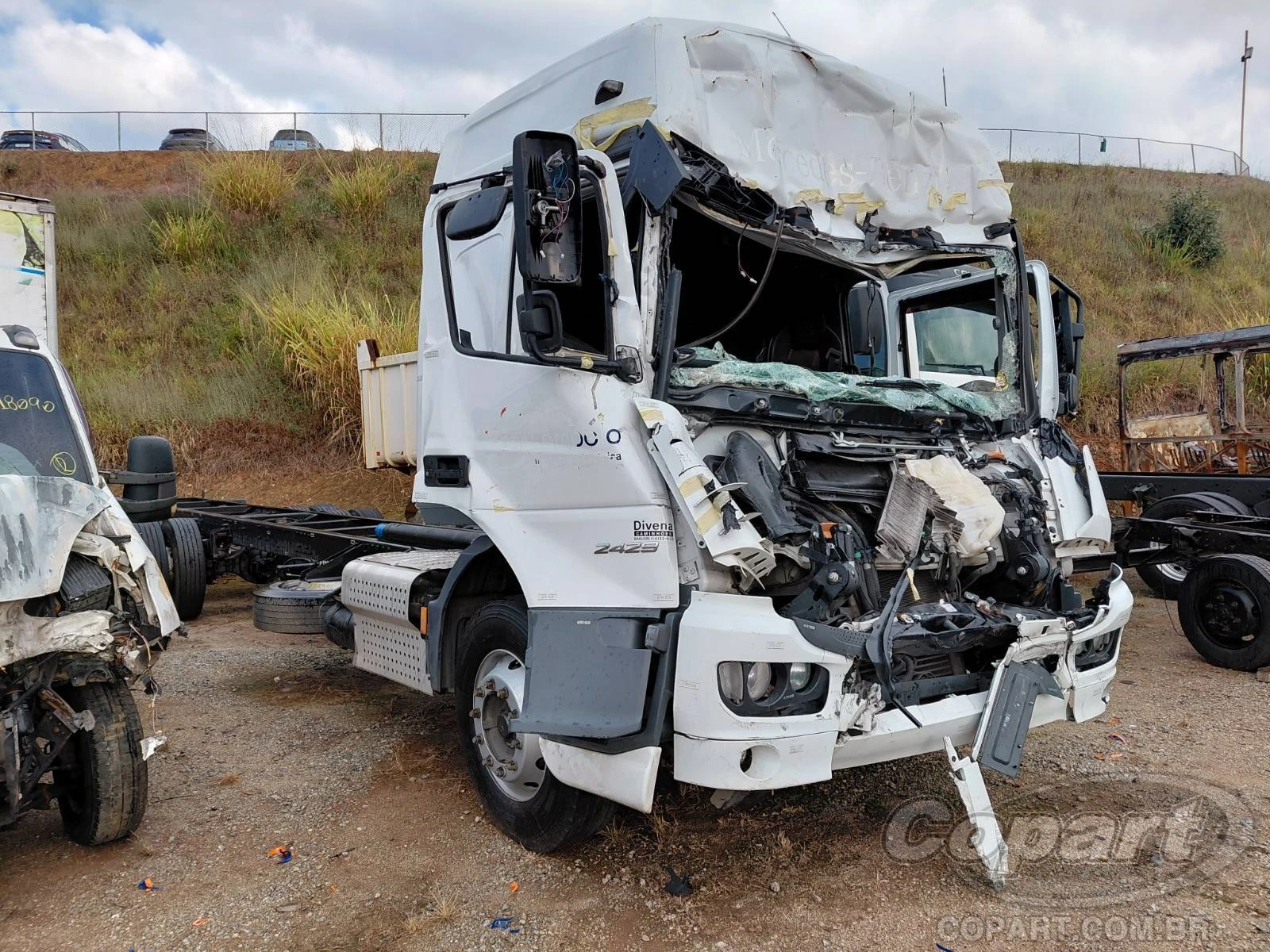 Mercedes-Benz Atego Atego 2429 2024 2025 Diesel em Pirapora Do Bom Jesus - São Paulo