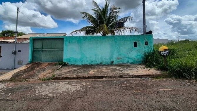 Casa com 119 m² de área construída em Goiânia/GO em Goiânia - Goiás