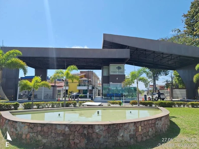 Casa com 4 Dormitórios e 1 Vaga em Manaus/AM em Manaus - Amazonas