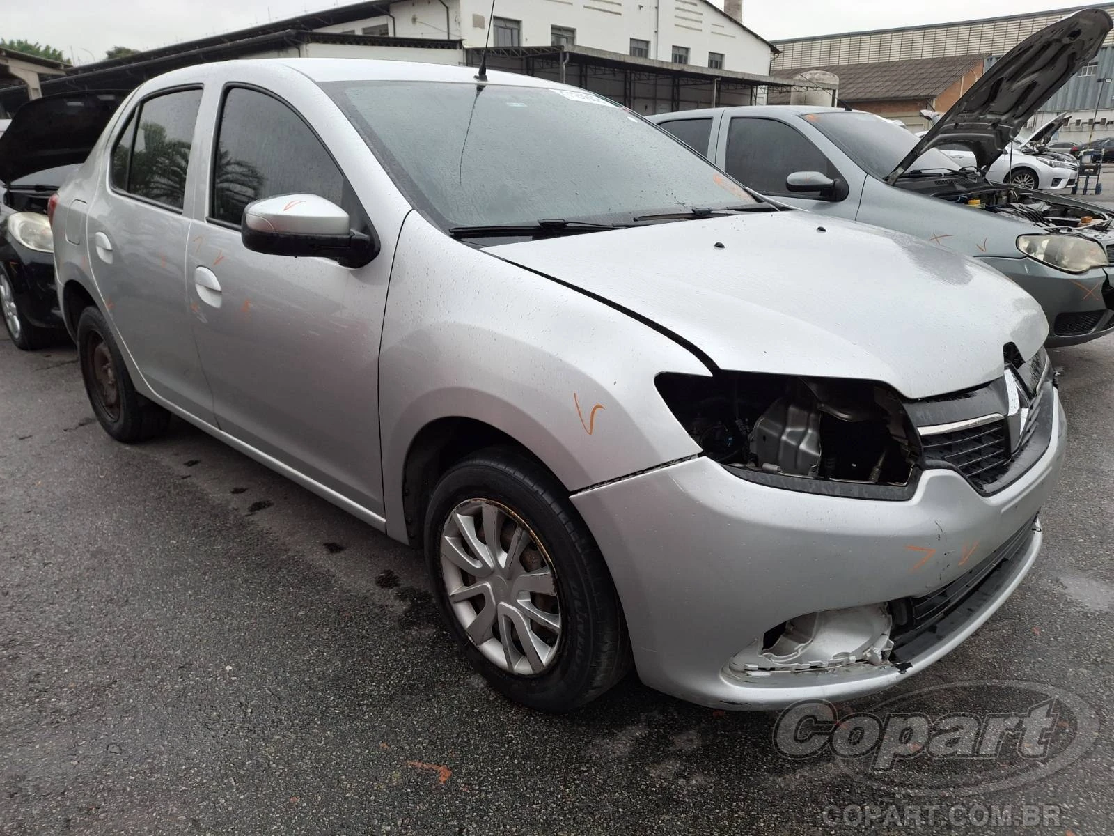 Renault Logan 2019 1.6 16V SCe Flex em São Paulo