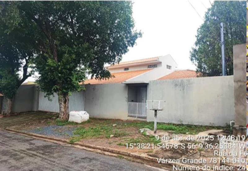 Casa com 3 Quartos em Várzea Grande/MT em Várzea Grande - Mato Grosso