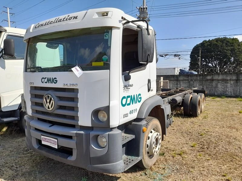 Volkswagen 24.280 CRM CRM 6x2 2012 em Contagem - Minas Gerais