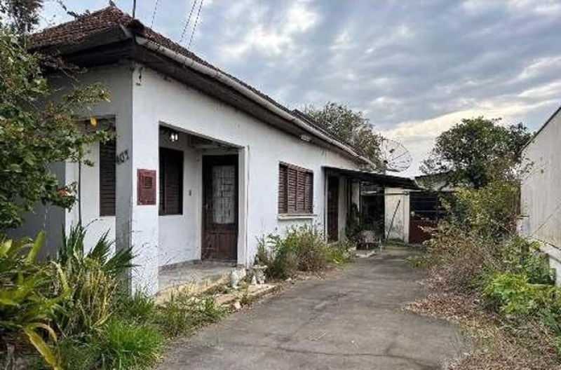 Fração com 1/3 de casa em Guaíba/RS em Guaíba - Rio Grande do Sul