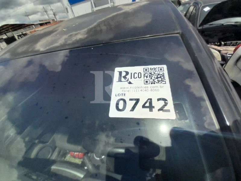 Volkswagen Fox 1.0 Route Sucata em Itapetininga - São Paulo